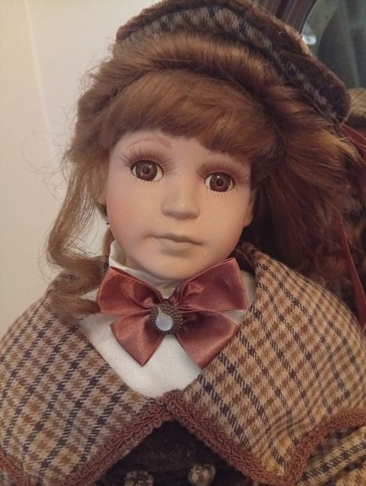 Boneca dama antiga porcelana