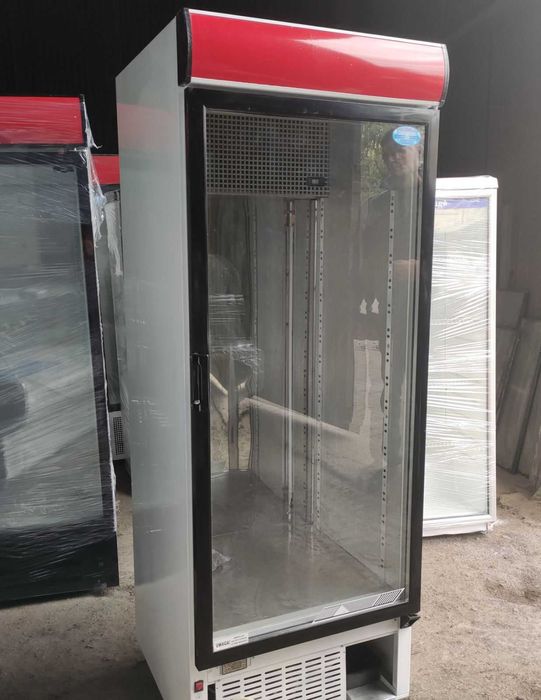 Продам шкаф холодильный