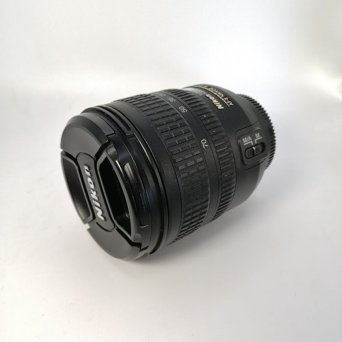 Objectiva Nikon 18-70mm DX