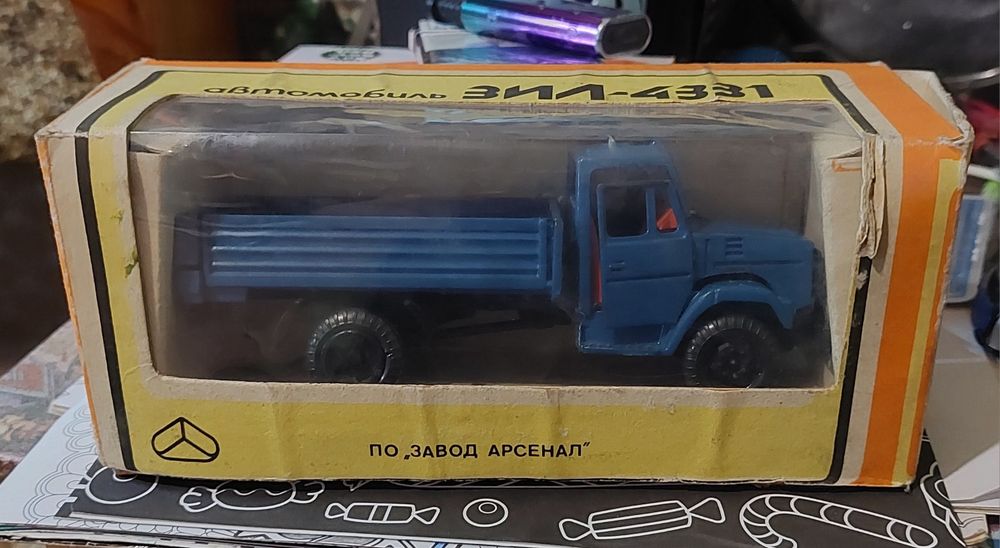 Модель автомобиля ЗИЛ - 4331