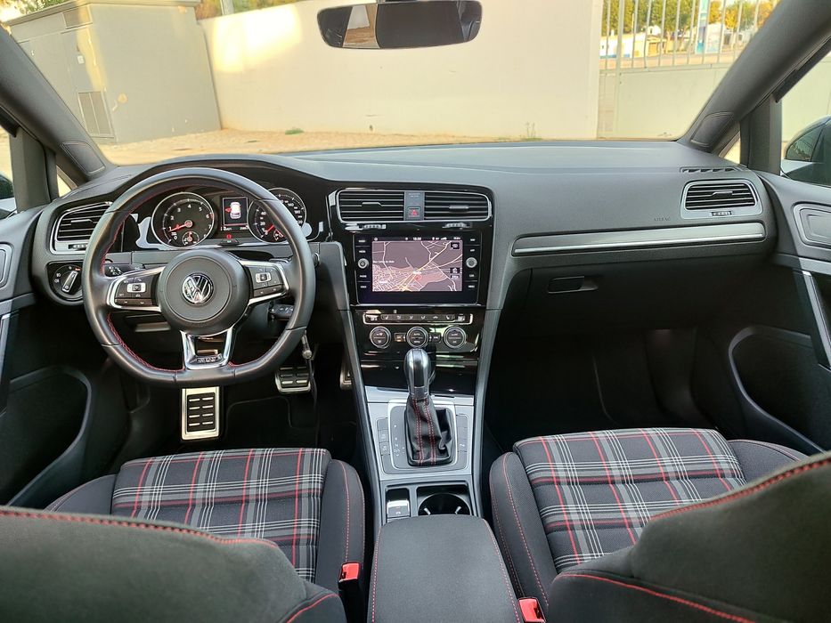 VW Golf GTI 7.5 Performance DSG