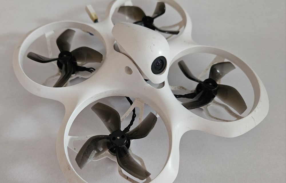 Dron Betafpv Cetus X