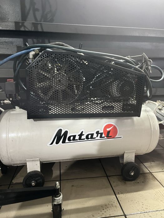 Компресор мотарі італія