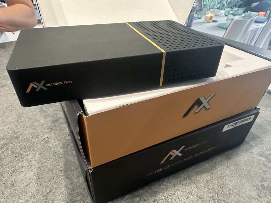 AX Multibox Twin 4k 2x dvb-s2x linux e2 wifi
