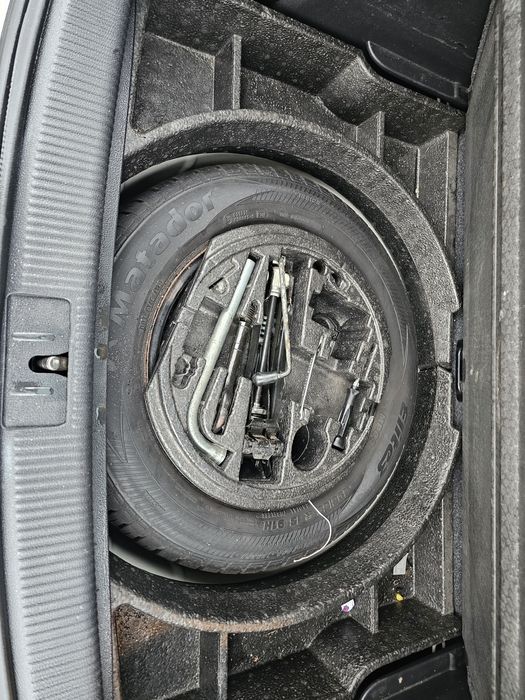 Volkswagen Golf Plus 2011 сімейний автомобіль на коробці автомат ТОРГ