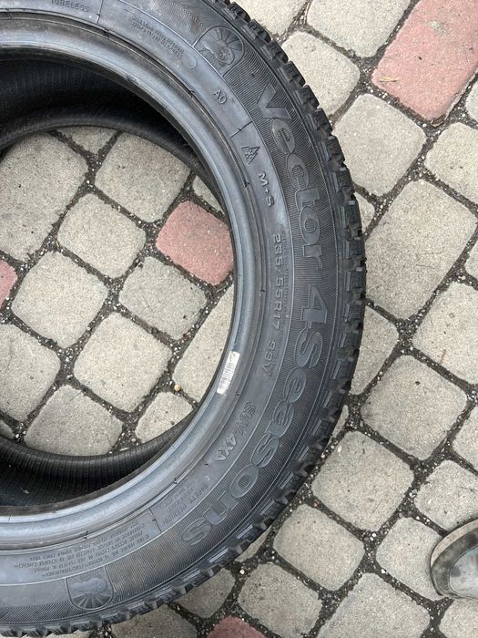 235/55R17 Goodyear Vector 4Seasons Шини/Колеса/Всесезонні Склад шин