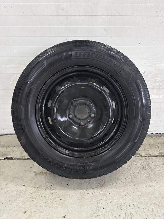 Renault Trafic Felga zapasowa 5x114,3  16 cali 215/65-16c GoodYear