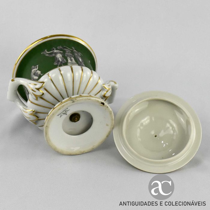 Urna com tampa porcelana Artibus