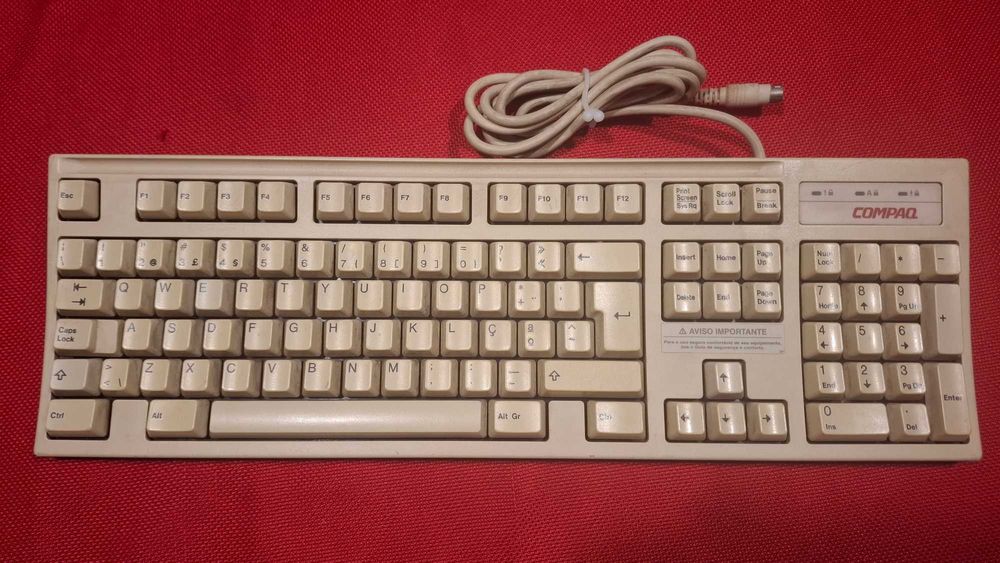 Teclados e Ratos PS2, DIN, USB