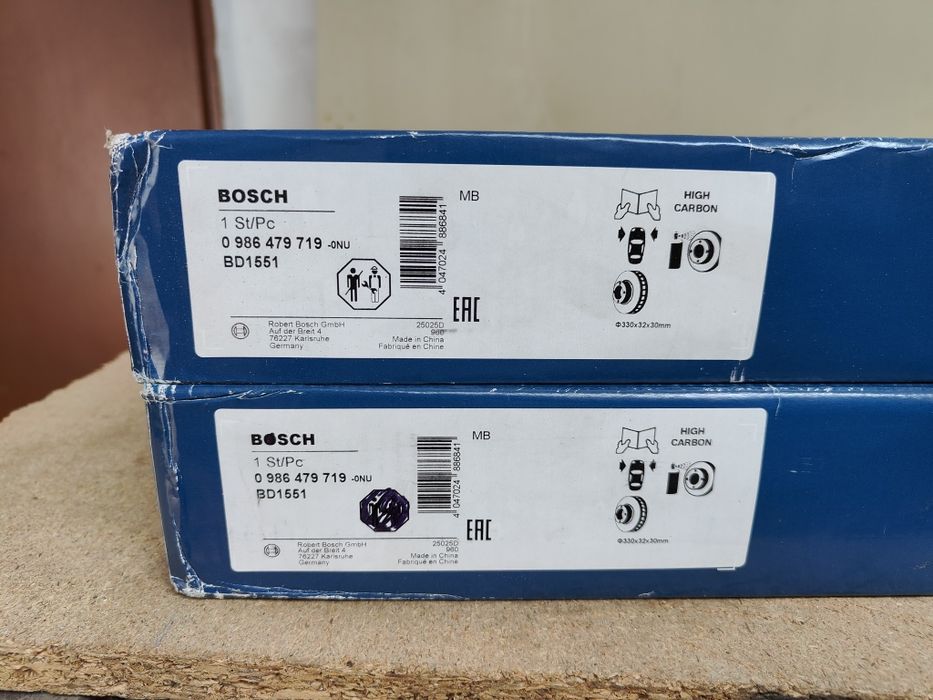 Tarcza hamulcowa Bosch BD1551 Mercedes Chrysler 330x32