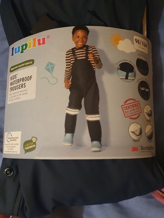 NOWE spodnie przeciwdeszczowe 110/116