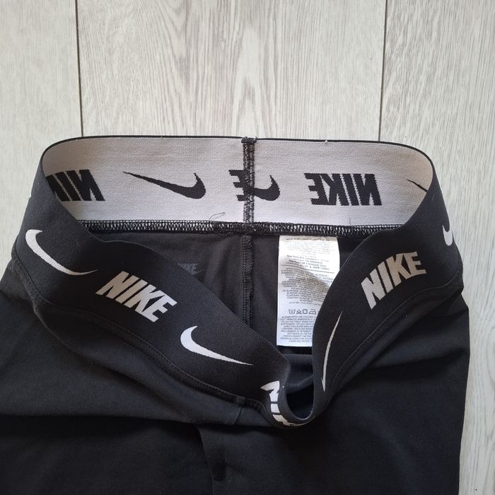 Czarne legginsy Nike siłownia sport running M spodnie dresowe dresy