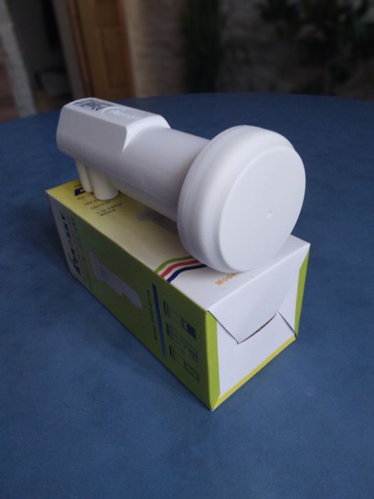 Спутниковый конвертор (головка)