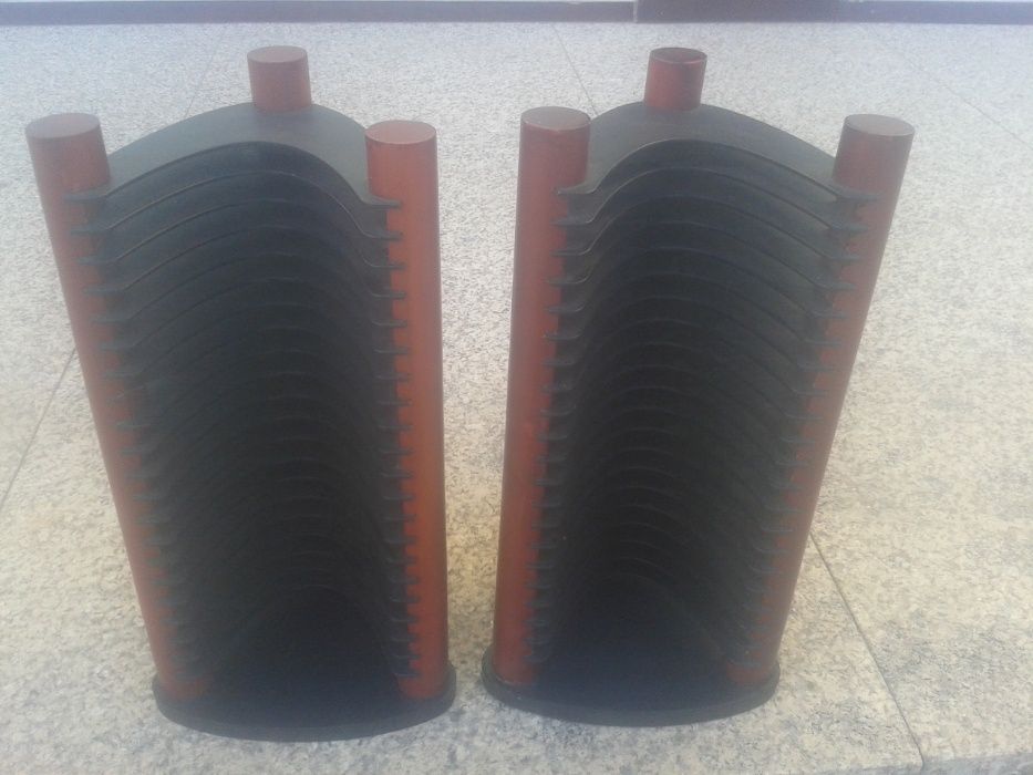 3 ARQUIVOS 30 CEDÊS MÓVEL. De Pousar No Chão. Anúncio Com 8 FOTOS.