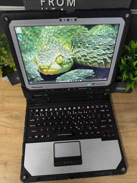 Захищений Планшет Panasonic CF-33 12" QHD IPS i7 16/256 GB +LTE