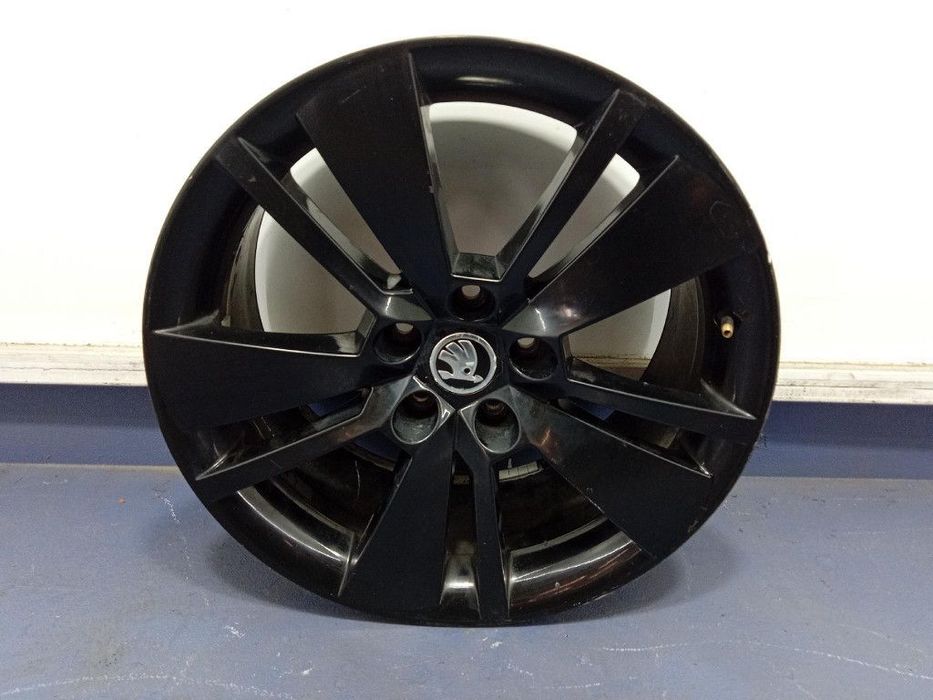 SKODA SUPERB III ALUFELGA OEM 8JX18 5X112 ET44 1 SZT 3V0601025AG