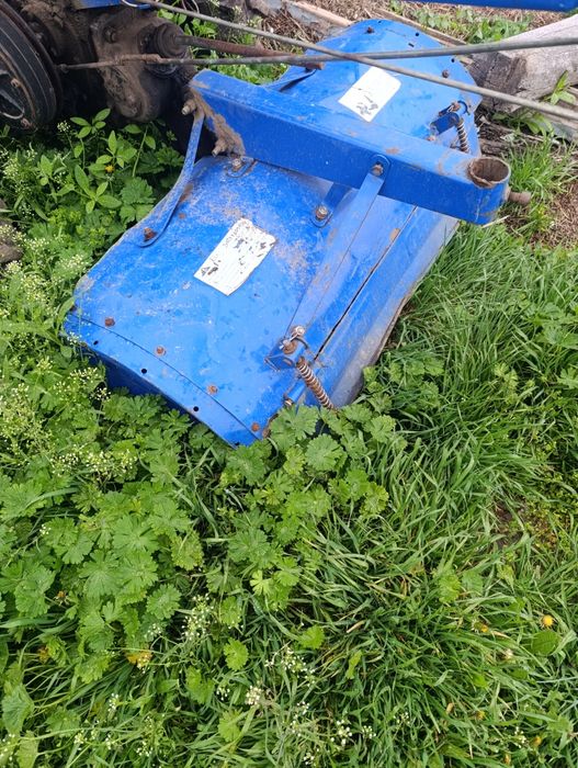 Продам мотоблок в отличном состоянии с прицепом.