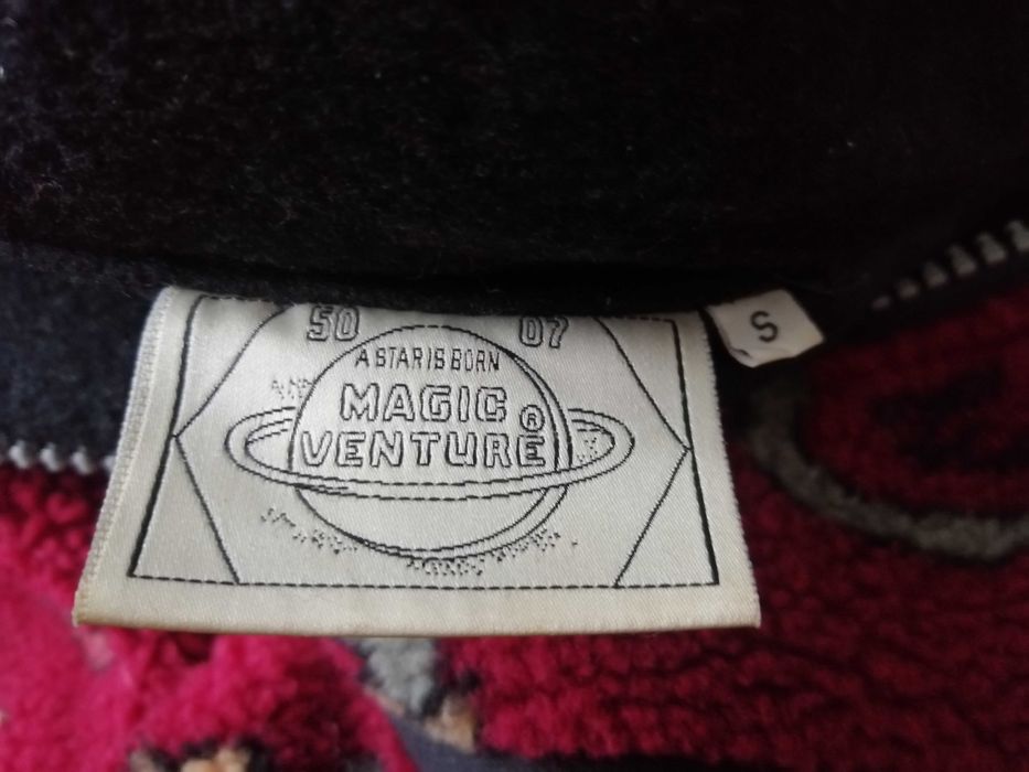 Красная теплая кофта размер S