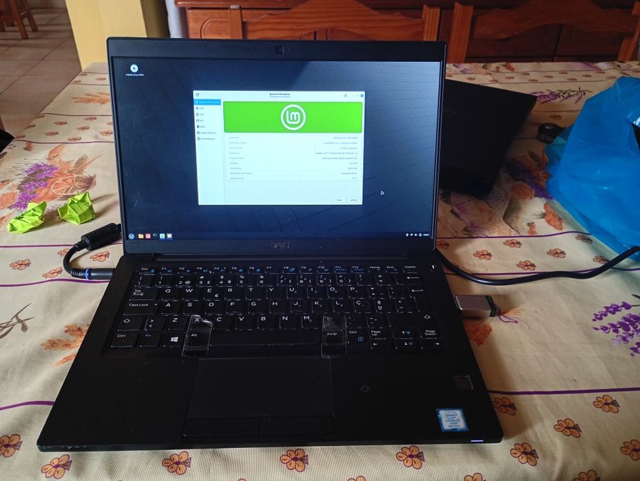 Dell Latitude 7390 i7