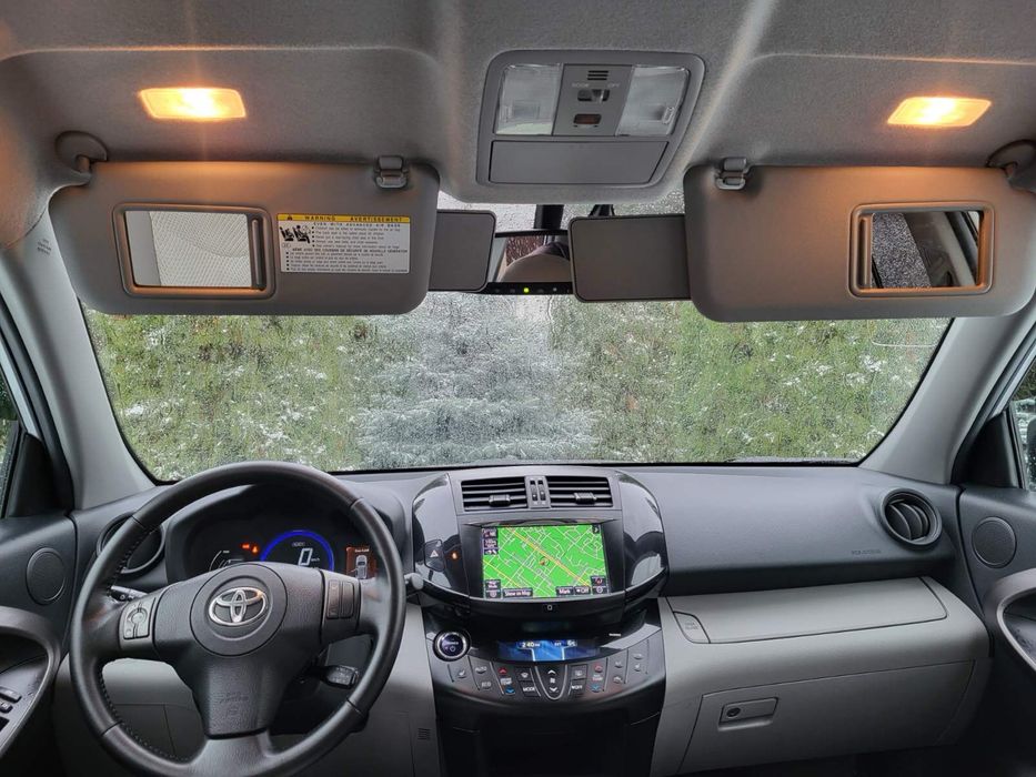 Toyota RAV 4 EV  Electric 41 .8 кВт