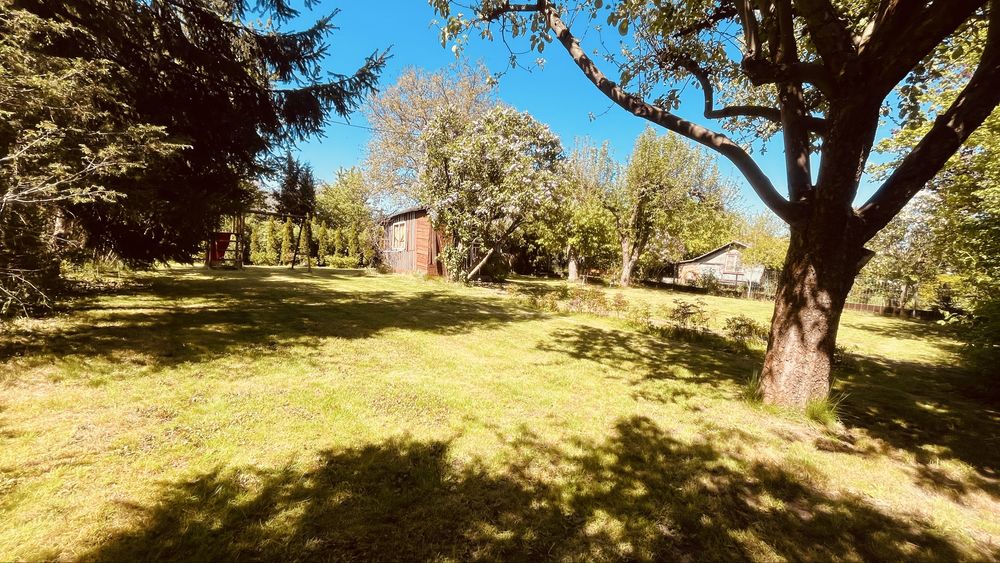 ROD Waszyngtona / Kinowa 490 m² | prąd, woda, WC | duży, zaciszny ogród