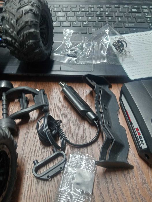 Carro RC Suchiyu SCY-16102 4x4 (Novo)–1/16 Brushless Style 50km/h RTR