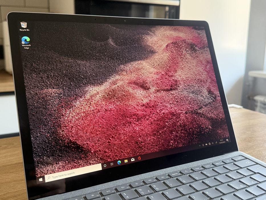 Microsoft Surface Laptop 2