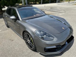Porsche Panamera Sport Turismo 4 E-Hybrid