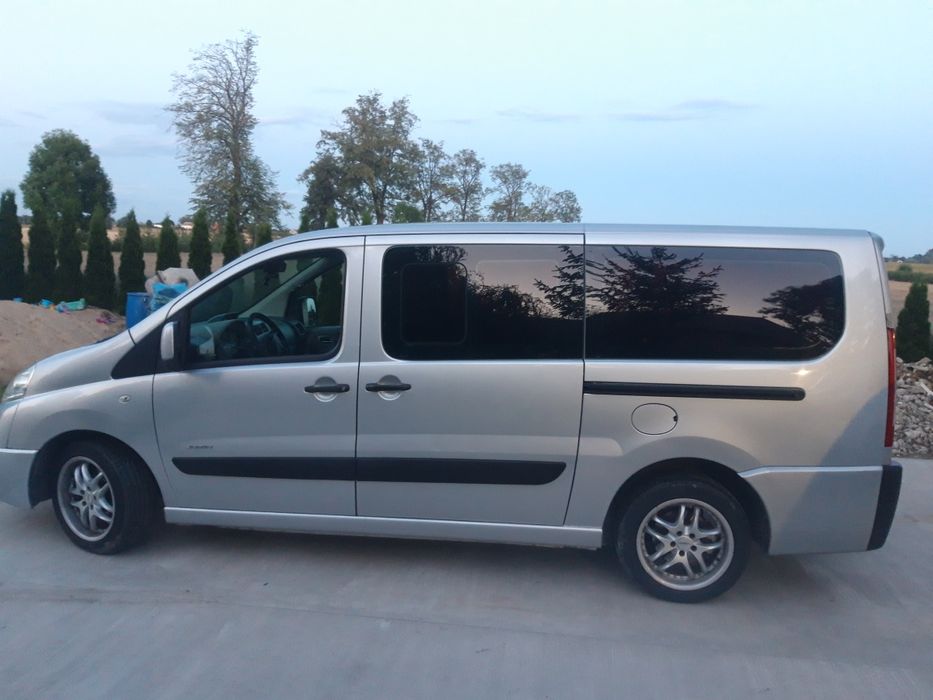 Wynajem busów,5/8/9 osobowe i aut dostawczych