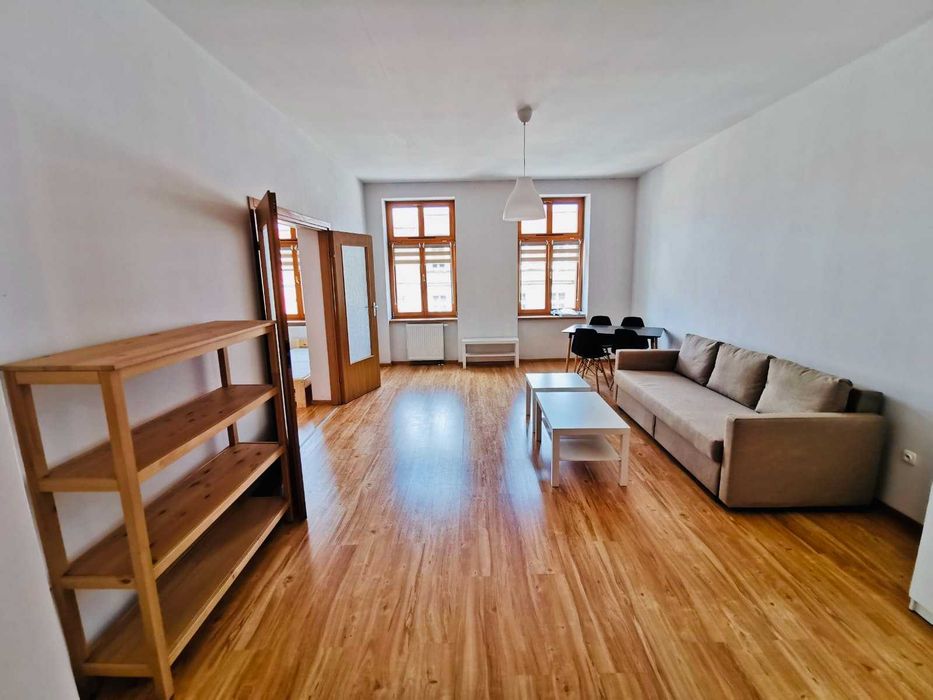 Słoneczny przestronny apartament