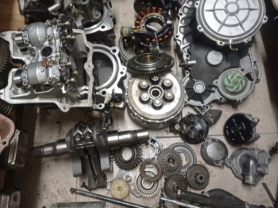 Aprilia rsv 1000 silnik v990 części wal głowica cylinder falcon etv