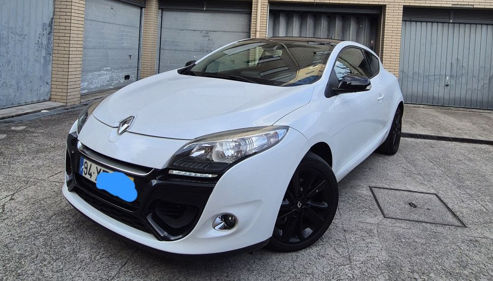RENAULT MEGANE-COUPE 1.5 dci Dynamique s