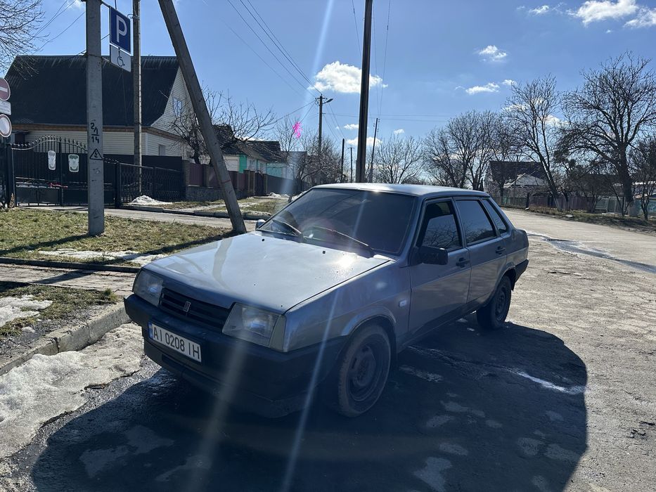 продам ваз 21099