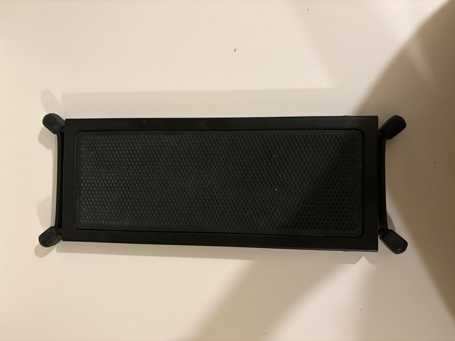Apoio de pé ajustável preto