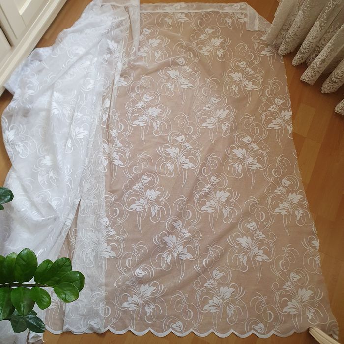 Тюль ніжна,  гарний принт