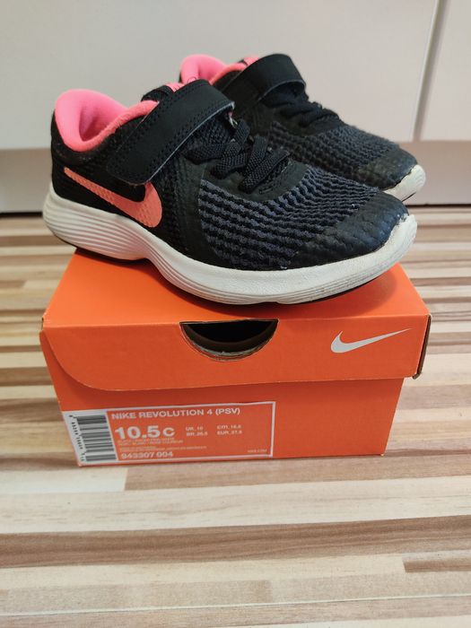 Nike revolution 4, buty na rzep, r.27,5- 17,6 cm