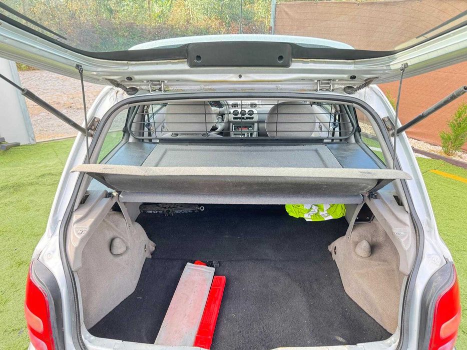 Nissan Micra 1.5 D Comercial 2 lugares