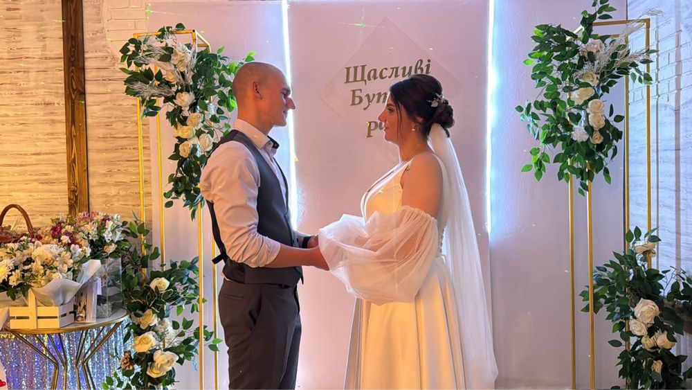 Свадебное платье
