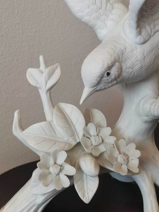 Figurka ceramiczna - Ptaszek na gałęzi - Vintage