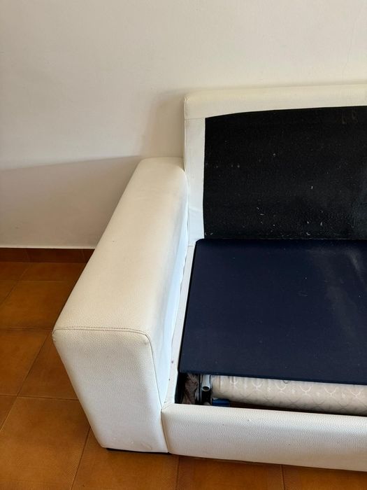 Sofá-cama com arrumação e chaise longue- Napa branca