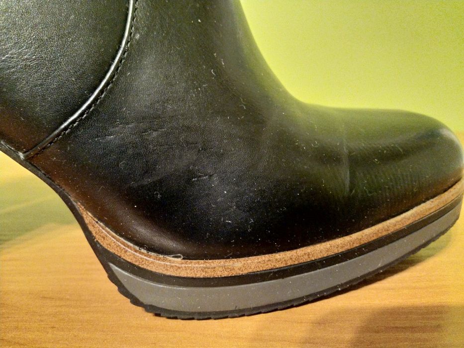 Buty na obcasie roz 40