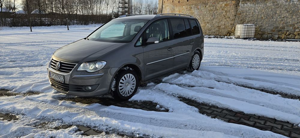Volkswagen touran  1.9 TDI  Automat  7 osobowy  (105 km)