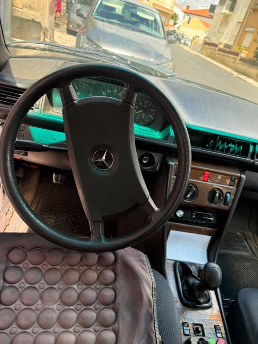 Mercedes com inspeção