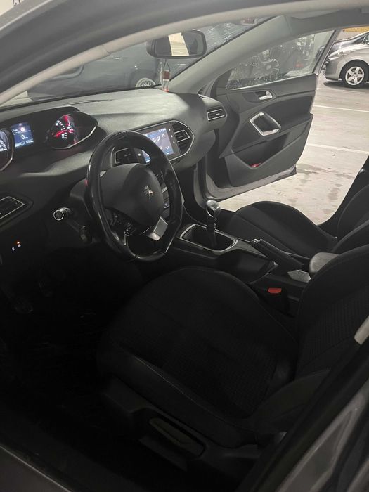 EMPRESA TVDE c/peugeot 308 sw