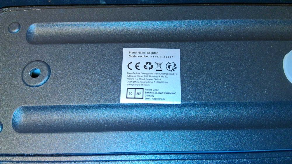 Lampa LED Klighten, Model A310/3-3000K