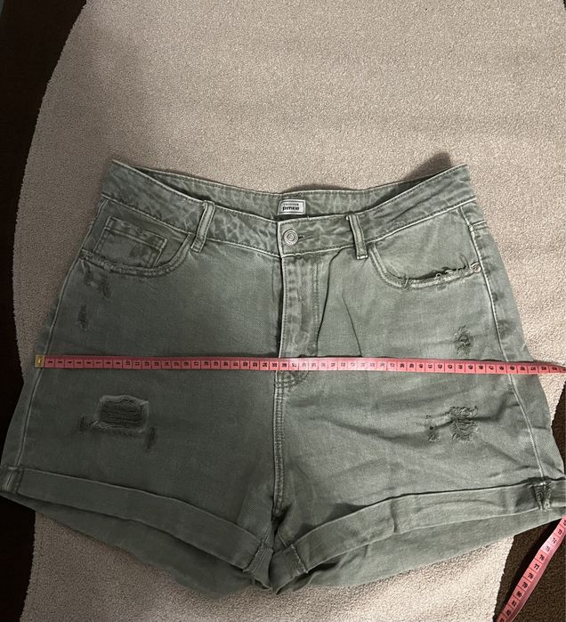 Джинсовые шорты