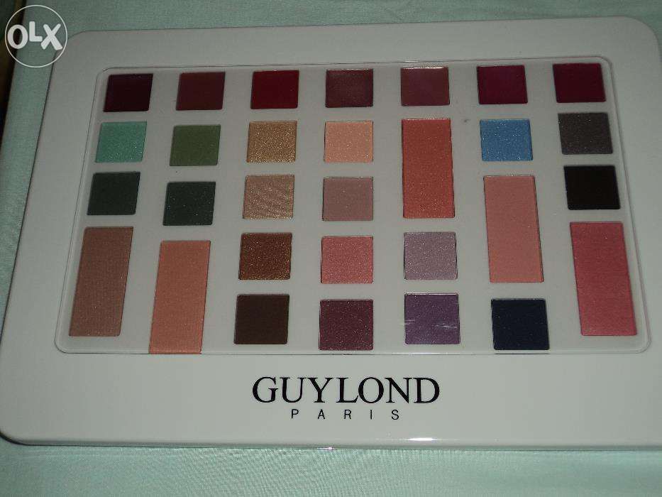 Paleta de maquiagem nova