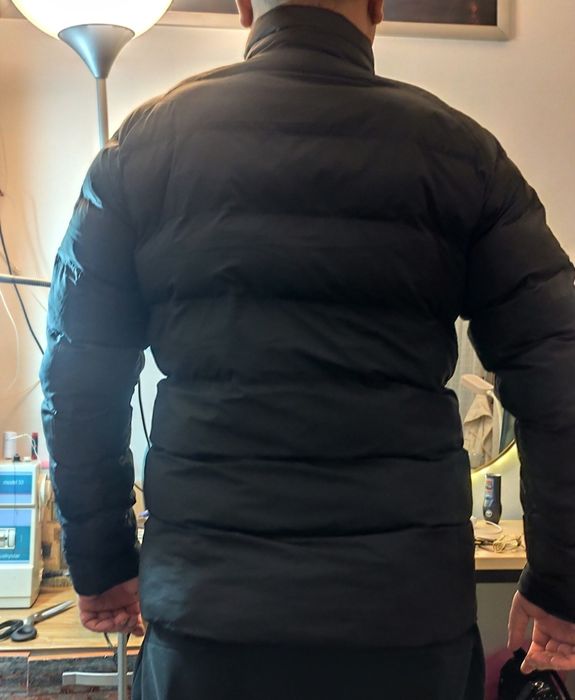 Продам куртку Puma