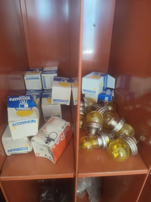 Lote de lâmpadas antigas para automoveis