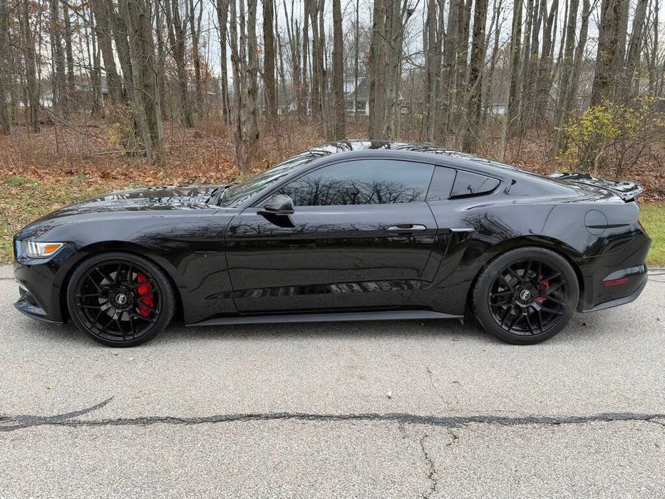 Ford Mustang GT Premium      2015